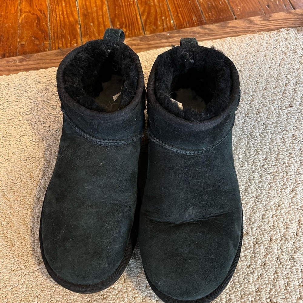 Ultra Mini UGG Black Winter Boots